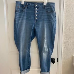 Barely worn button fly high waist mom jeans